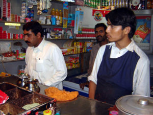 ‘Aashiq’ – The Best Paan (not Pawn) Shops in Lahore