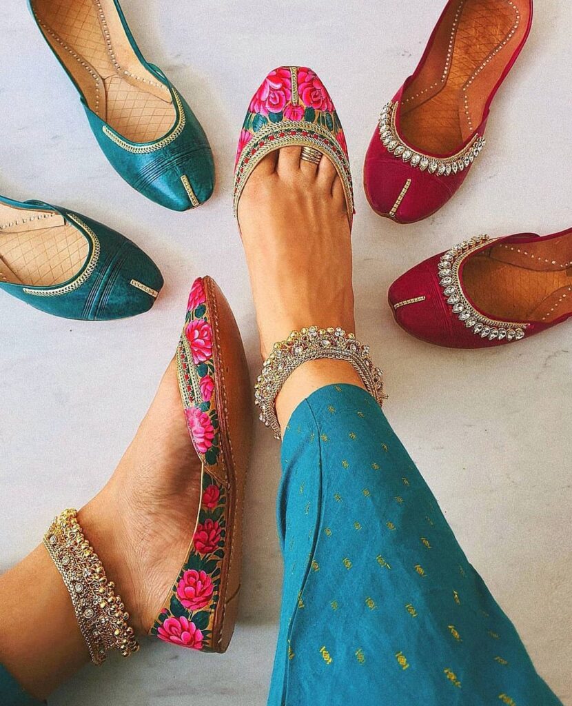 Pakistani Women Shoe Trends you don’t want to Miss