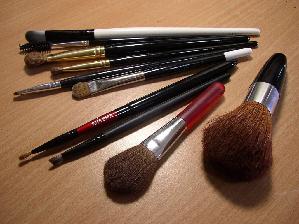 Makeup brushes