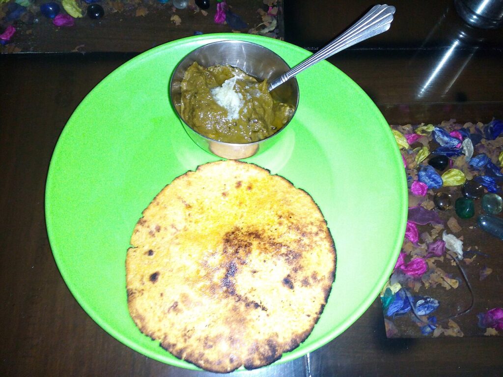 Sarson ka saag with makki ki roti