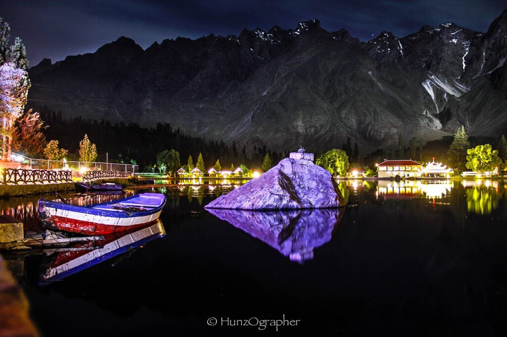 Shangrila Lake, Skardu